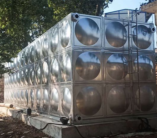 水箱1.jpg 水箱1.jpg