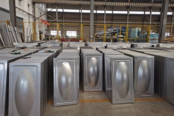 水箱板.jpg 水箱板.jpg